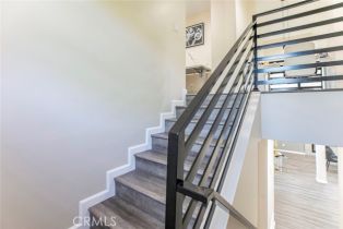 Single Family Residence, 17465 Tuscan dr, Granada Hills, CA 91344 - 16