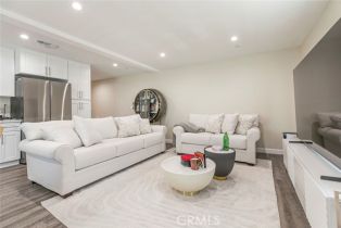 Single Family Residence, 17465 Tuscan dr, Granada Hills, CA 91344 - 38