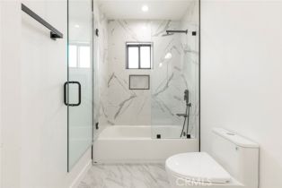 Single Family Residence, 5132 Avenida Oriente, Tarzana, CA 91356 - 12