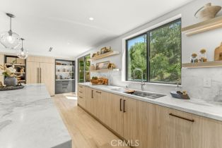 Single Family Residence, 19723 Trull Brook dr, Tarzana, CA 91356 - 13