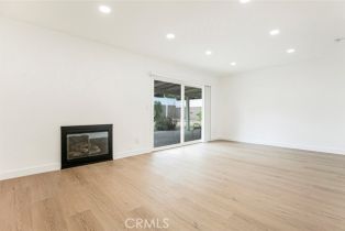 Single Family Residence, 10415 Wish ave, Granada Hills, CA 91344 - 11