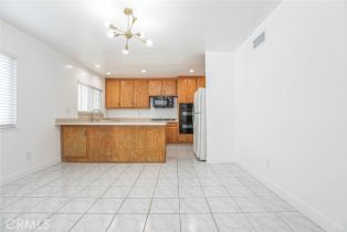 Single Family Residence, 10415 Wish ave, Granada Hills, CA 91344 - 19