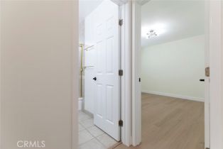 Single Family Residence, 10415 Wish ave, Granada Hills, CA 91344 - 27