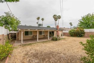 Single Family Residence, 10415 Wish ave, Granada Hills, CA 91344 - 48