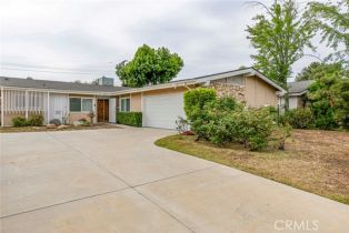 Single Family Residence, 10415 Wish ave, Granada Hills, CA 91344 - 6