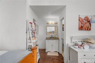 Condominium, 5463 Newcastle ave, Encino, CA 91316 - 16