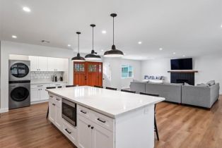 Single Family Residence, 10412 Eton ave, Chatsworth, CA 91311 - 11