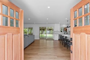 Single Family Residence, 10412 Eton ave, Chatsworth, CA 91311 - 4