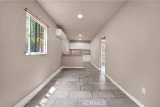 , 4341 Laurel Canyon blvd, Studio City, CA 91604 - 3