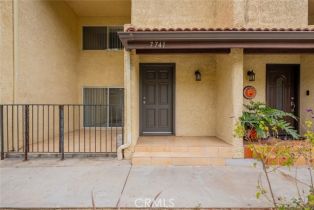 Condominium, 7741 Via Napoli, Burbank, CA 91504 - 3