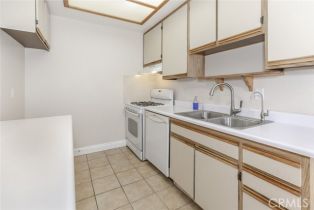 Condominium, 620 6th st, Burbank, CA 91501 - 15