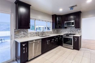 Single Family Residence, 12585 Byron ave, Granada Hills, CA 91344 - 6