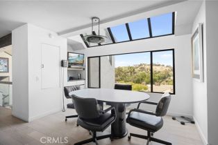 Single Family Residence, 3545 Alana dr, Sherman Oaks, CA 91403 - 22