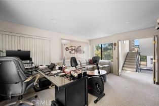 Single Family Residence, 3545 Alana dr, Sherman Oaks, CA 91403 - 35