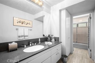 Single Family Residence, 3545 Alana dr, Sherman Oaks, CA 91403 - 36