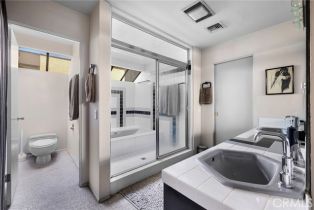 Single Family Residence, 3545 Alana dr, Sherman Oaks, CA 91403 - 42