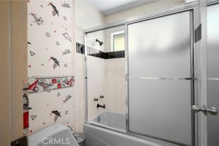 Single Family Residence, 3545 Alana dr, Sherman Oaks, CA 91403 - 49