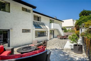 Single Family Residence, 3545 Alana dr, Sherman Oaks, CA 91403 - 64