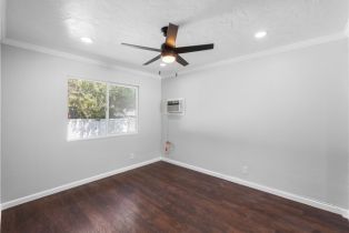 , 2076 Summit ave, Pasadena, CA 91103 - 8