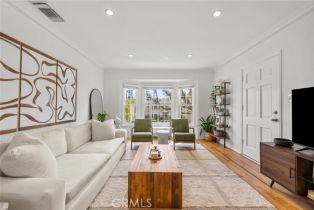 Condominium, 15234 Dickens st, Sherman Oaks, CA 91403 - 15