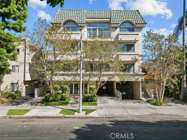 Condominium, 4348 Mammoth ave, Sherman Oaks, CA 91423 - 1