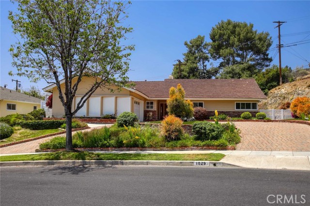 Single Family Residence, 1029 Cornell dr, Burbank, CA 91504 - 1