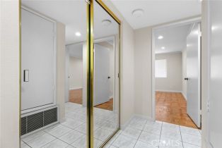 Condominium, 635 Elmwood ave, Burbank, CA 91501 - 30