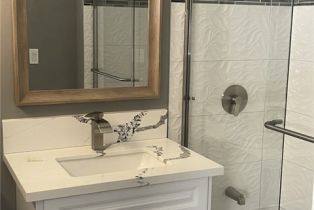 Single Family Residence, 10335 Ruffner ave, Granada Hills, CA 91344 - 4