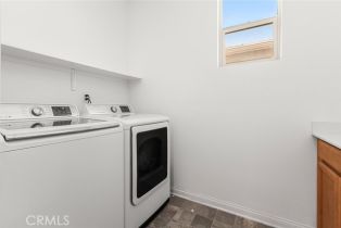 Single Family Residence, 34293 Bloomington dr, Murrieta, CA 92563 - 23