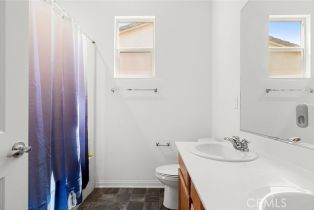 Single Family Residence, 34293 Bloomington dr, Murrieta, CA 92563 - 34