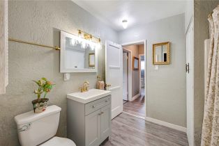 Single Family Residence, 2236 E 63rd st, Long Beach, CA 90805 - 14