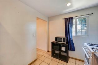 Single Family Residence, 2236 E 63rd st, Long Beach, CA 90805 - 37