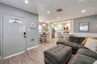 Single Family Residence, 2236 E 63rd st, Long Beach, CA 90805 - 5