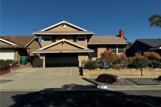 Single Family Residence, 474 Termino AVE, Corona, CA  Corona, CA 92879
