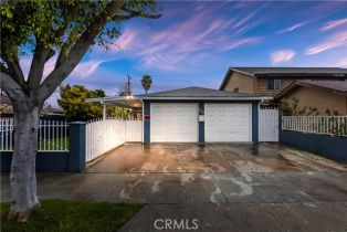 Single Family Residence, 330  E Home ST, Long Beach, CA  Long Beach, CA 90805