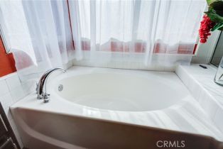 Single Family Residence, 1652 Rivendel dr, Corona, CA 92883 - 34