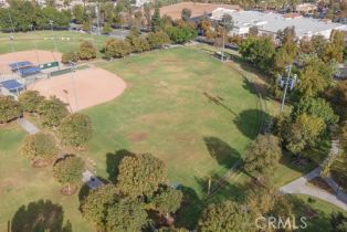 Single Family Residence, 197 Lydia ln, Corona, CA 92882 - 35