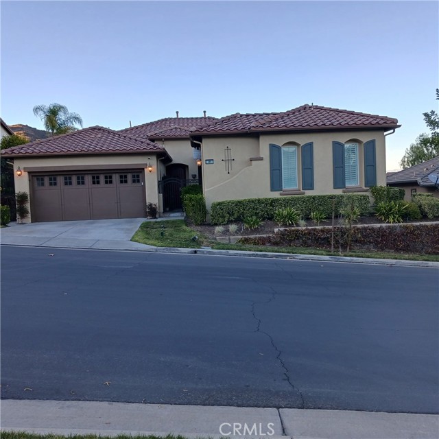 Single Family Residence, 23881 Fawnskin dr, Corona, CA 92883 - 1