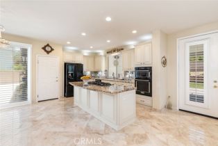 Single Family Residence, 2860 Olivewood cir, Corona, CA 92882 - 23