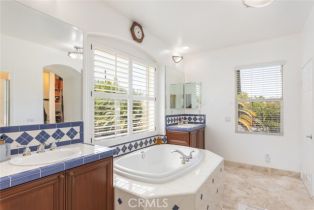 Single Family Residence, 2860 Olivewood cir, Corona, CA 92882 - 49