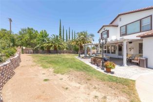 Single Family Residence, 2860 Olivewood cir, Corona, CA 92882 - 55