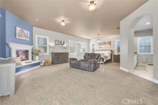 Single Family Residence, 2480 Oak ave, Corona, CA 92882 - 35