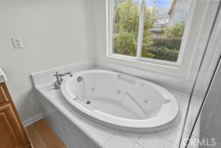 Single Family Residence, 1728 Tamarron dr, Corona, CA 92883 - 30