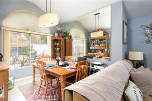 Single Family Residence, 13057 Fescue ct, Corona, CA 92883 - 10