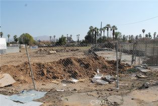 , 3496 Commerce st, Riverside, CA 92507 - 2