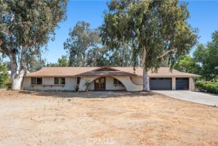 Single Family Residence, 18561 Bert rd, Riverside, CA 92508 - 4