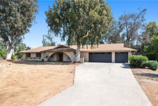Single Family Residence, 18561 Bert RD, Riverside, CA  Riverside, CA 92508