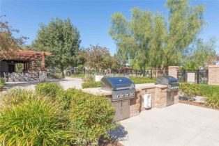 Single Family Residence, 25499 Foxglove ln, Corona, CA 92883 - 75