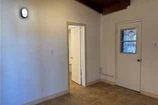 Single Family Residence, 7052 Starne rd, Corona, CA 92881 - 9