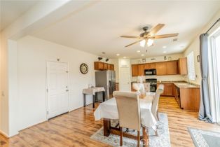 Single Family Residence, 10916 Marygold, Corona, CA 92883 - 8